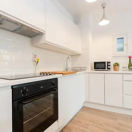 Stylish Soundproof Temple Bar Square Apartment *